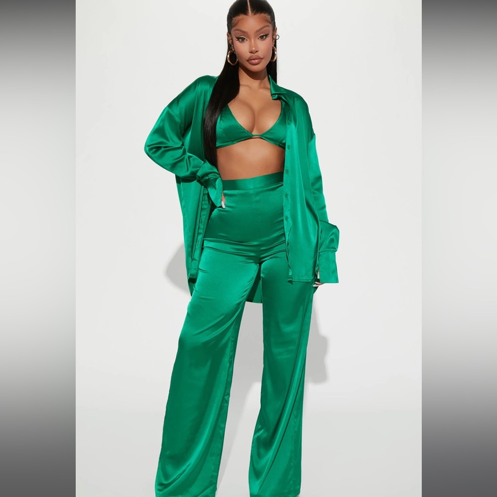 NWT FashionNova 3 piece set